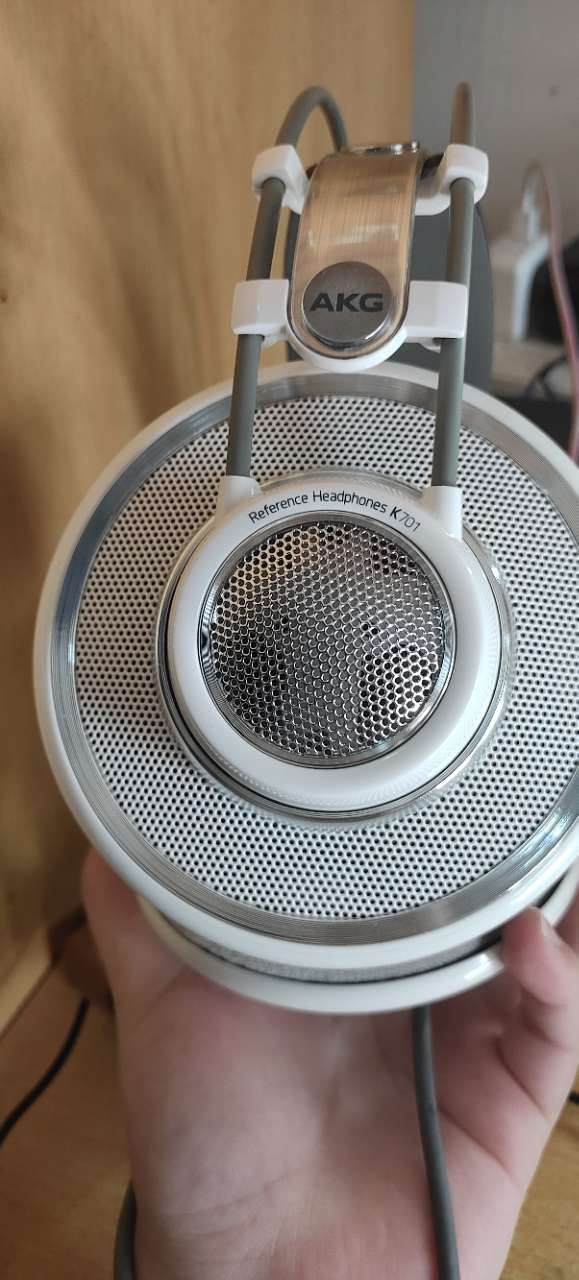 AKG k701大手办个人听感分享